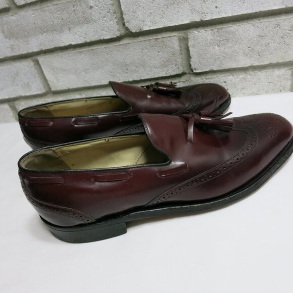 American Gentleman Wingtip Brogue Medallion Shoes